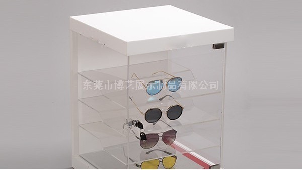 怎樣的包裝才能更好保護(hù)亞克力展示架呢？