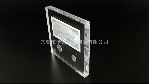 博藝亞克力展示架特點(diǎn)和優(yōu)勢